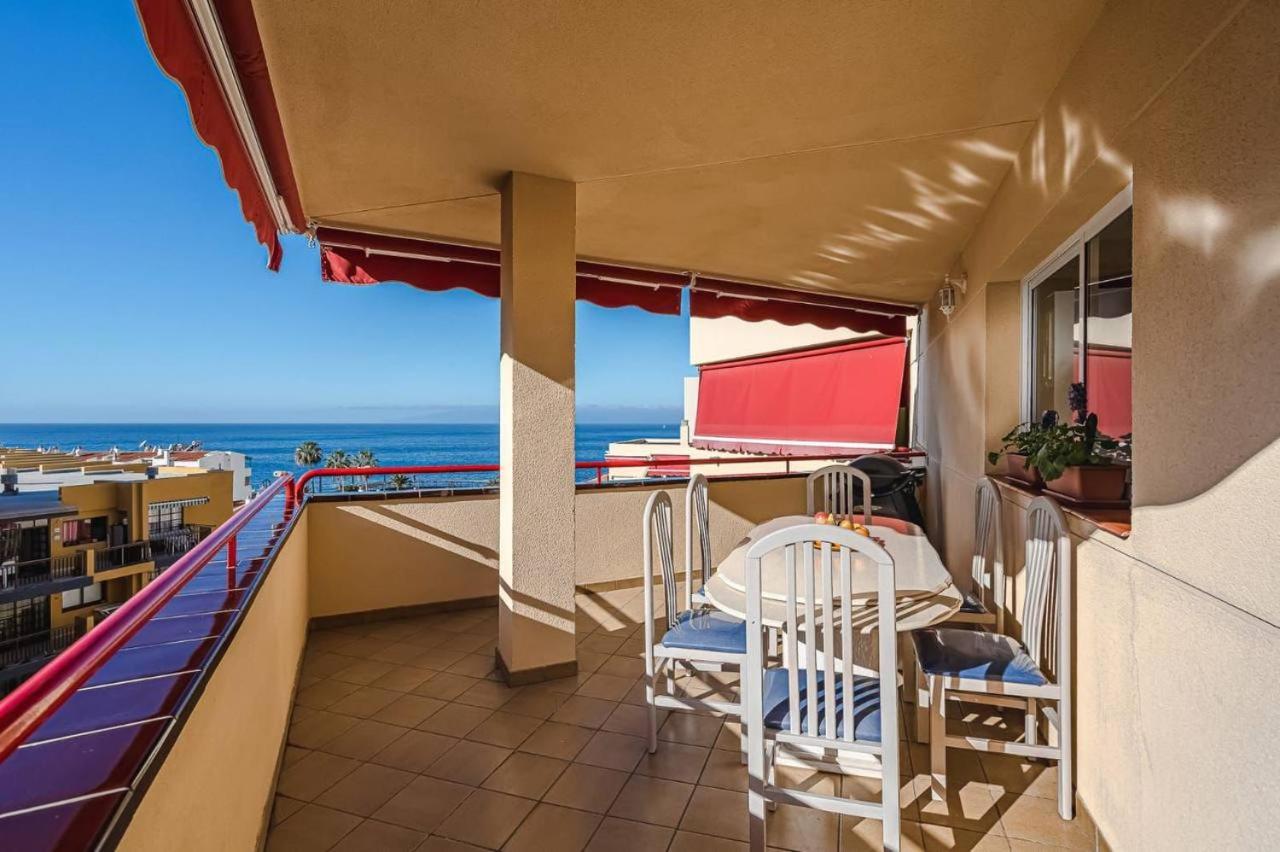 Cozy Beachfront Flat With Pool & Panoramic Sea View Terrace Apartment Пуерто де Сантяго Екстериор снимка